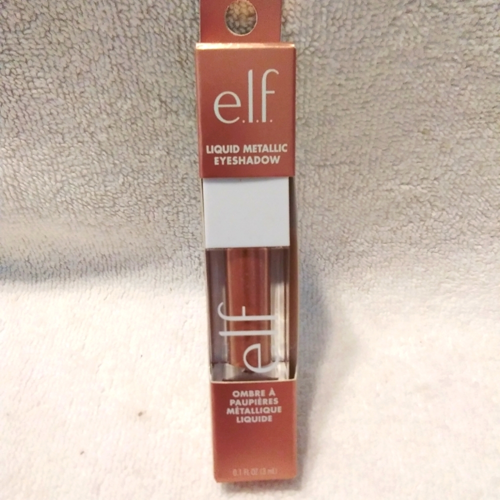 e.l.f. Liquid Metallic Eyeshadow - It"s Giving Guava